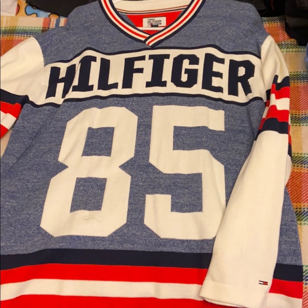 Tommy Hilfiger sweater